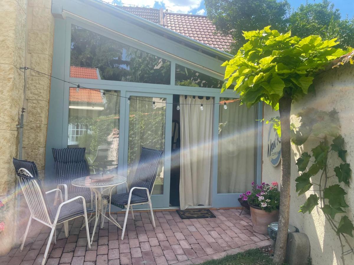 Komárno Monpe Apartmanik S Atmosferou מראה חיצוני תמונה