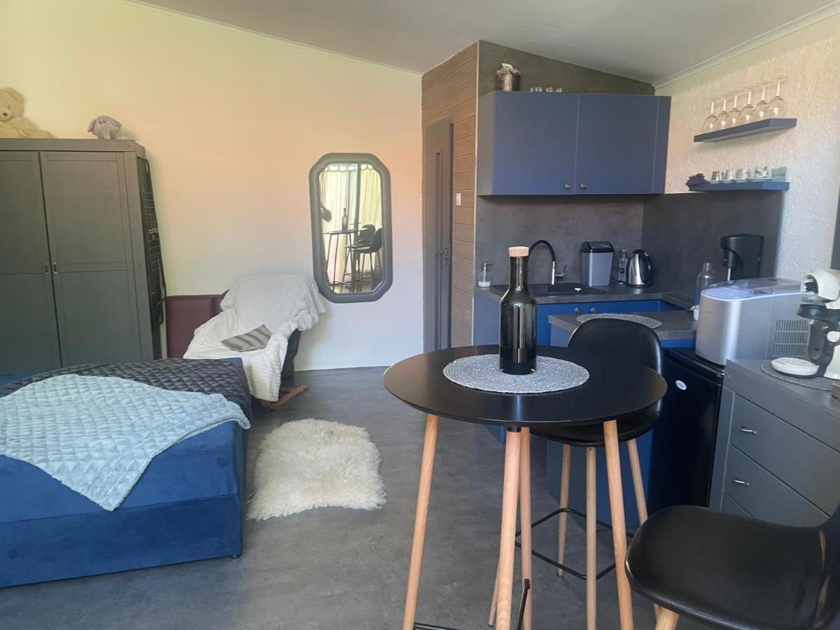 Komárno Monpe Apartmanik S Atmosferou מראה חיצוני תמונה